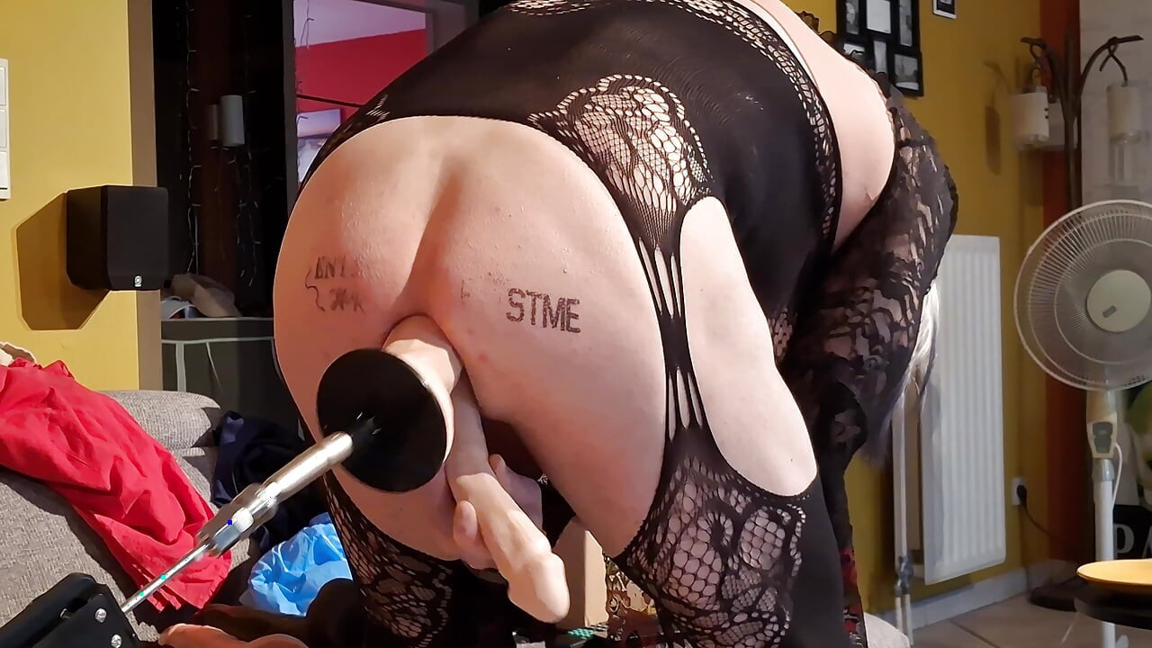 anal fuck crossdresser