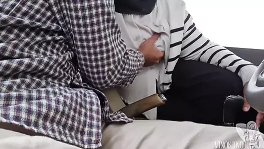 Minokiiko Give Hijab BJ to the Boss for Free Car Ride