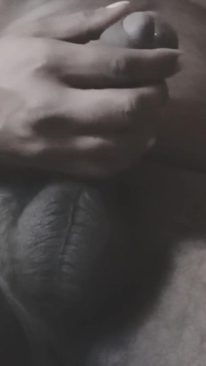 Behen ne mera lund deka मेरी सौतेली बहन ने मेरा बड़ा लंड देखा । क्लिप 1