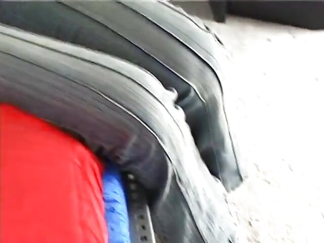 Annette 25, tânără matură sexy face primul ei film