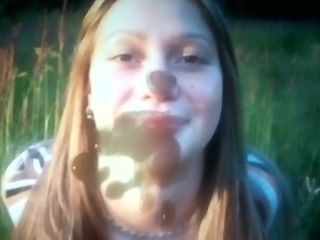 Heiße Sperma-Hommage an dieses heiße blonde ukrainische Mädchen mit geilem Gesicht