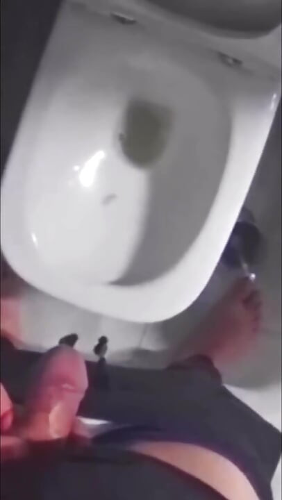 Настоящая измена. Мою жену трахают в задницу....