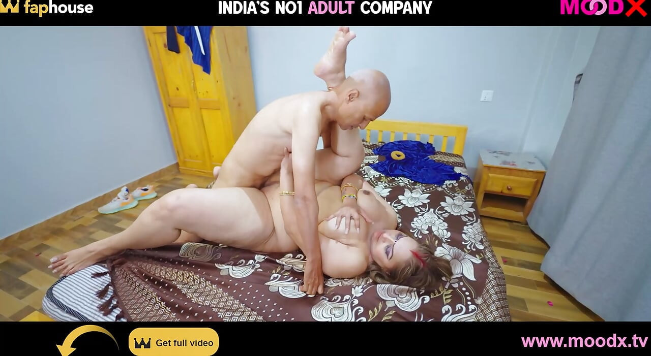 Big Nipples and Big Tits Having Indian Bhabhi Is Fucking Hard with His Padosi