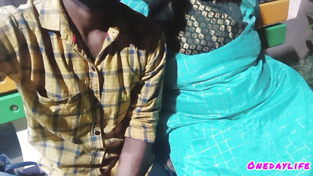 Teenage boy tries to have sex with Tamil married woman exercising at playground