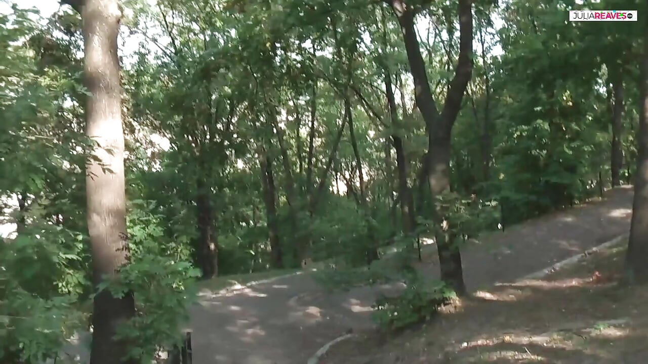 Apa yang rasanya lebih enak, bubblegum atau kontol tebal