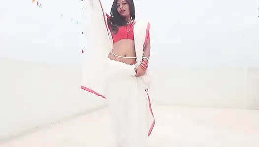 Sexy bhabhi devar ne flating karke pata liya uske baad puri raat kiya sex