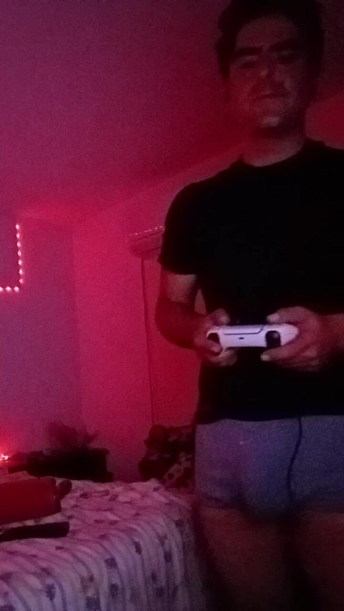 playin videogames