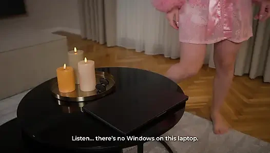 Went to fix her laptop, my girlfriend’s horny friend dropped to her knees and I gave her a facial