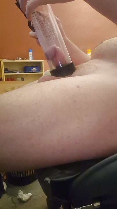 Pumping up my cock