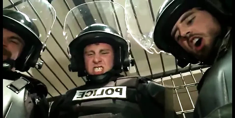 监狱群交