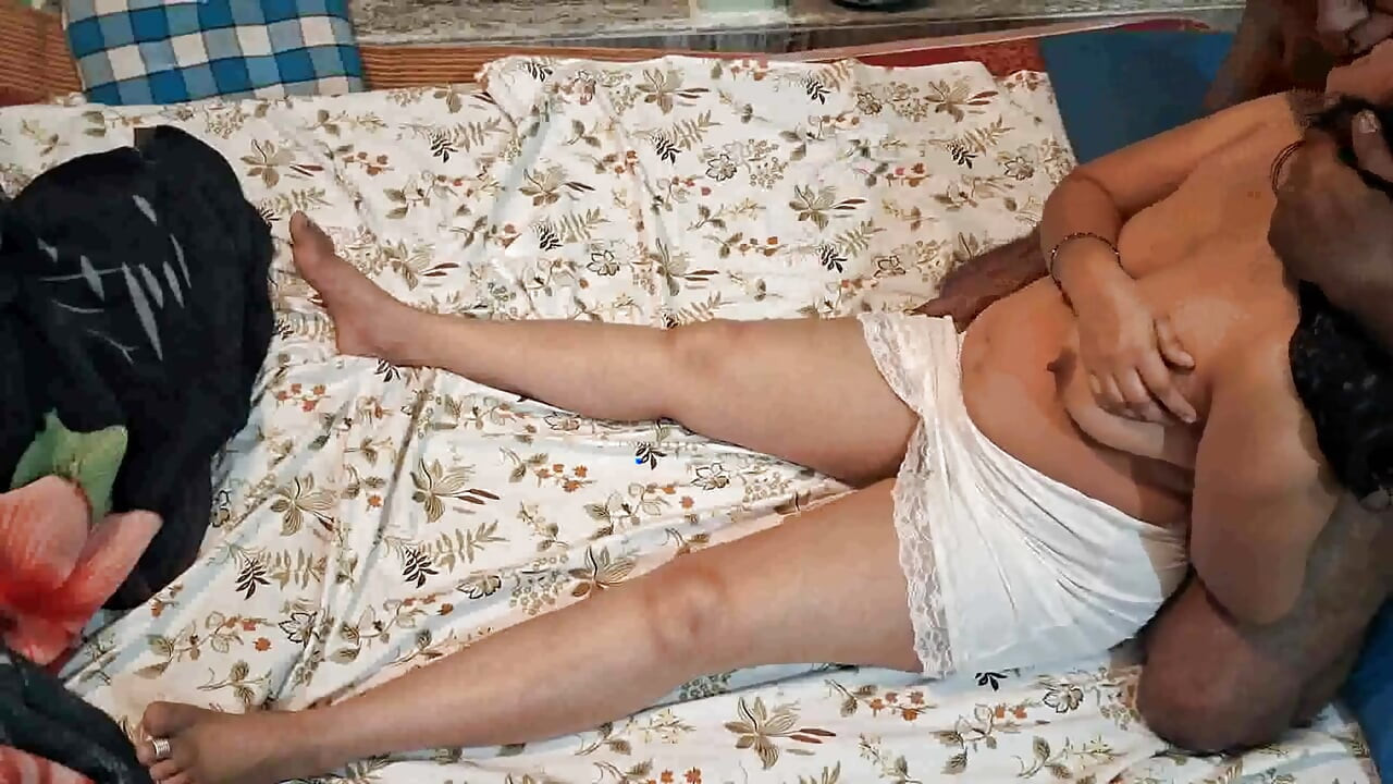 Real Couple's First Night Alone in the Room