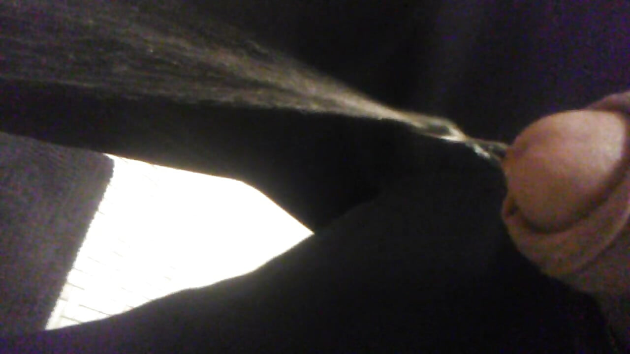 Mid-afternoon Peeing; Many-angled