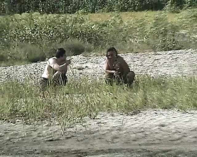 Le telezoccole Sc 4 full threesome scene
