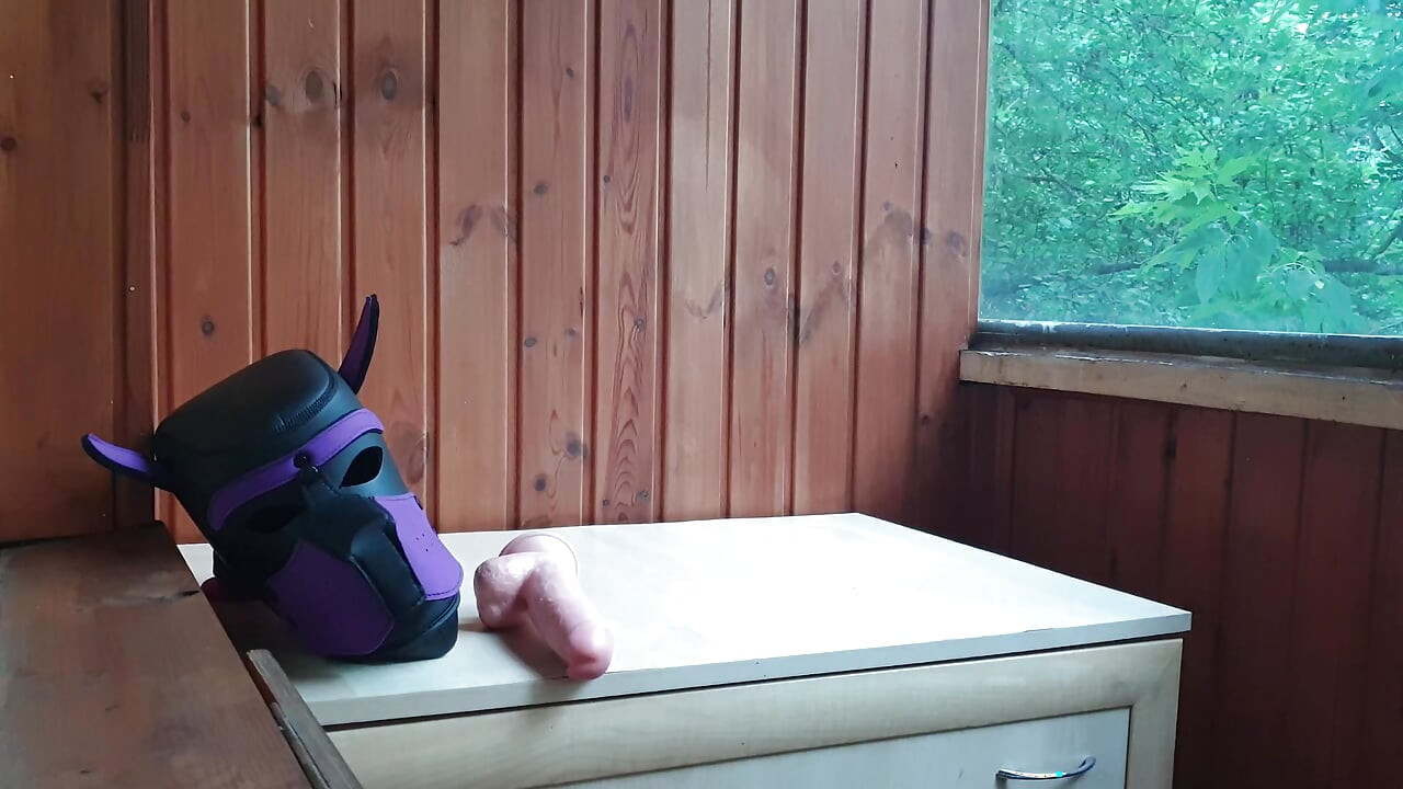 Gay boy solo foot fetish and masturbation in a country house
