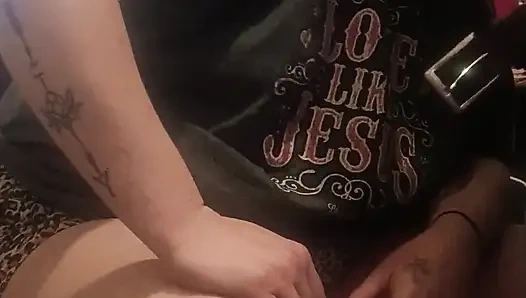 Anisleigh Williams Training to Deep Throat