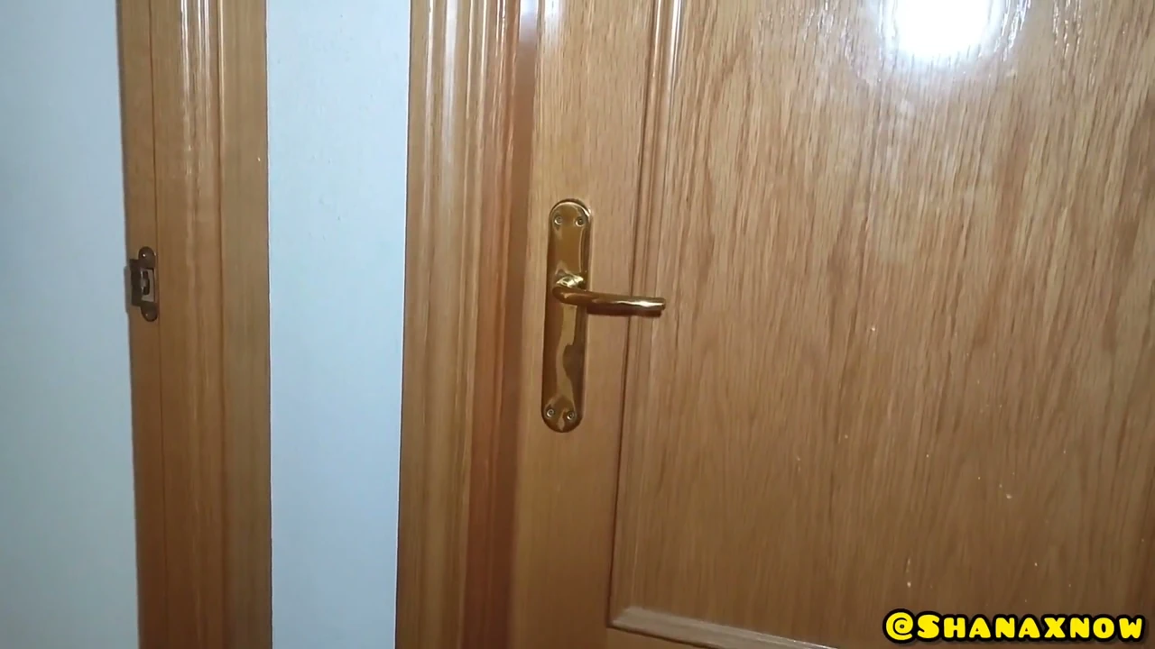 My Step-sister Wants Pee