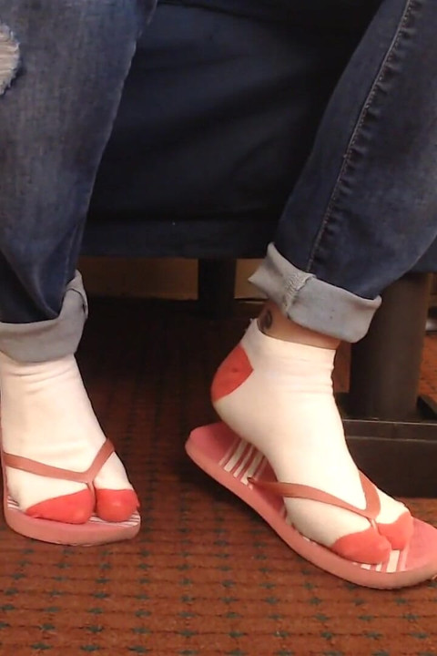 Socks Pink Flip Flops Shoeplay