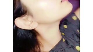 Shari Wali Vabi caliente show desnudo