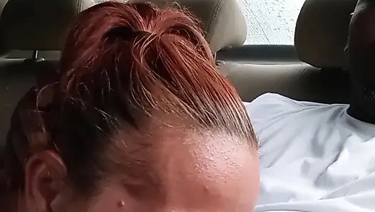 Street hooker blowjob in car. Cum in mounth