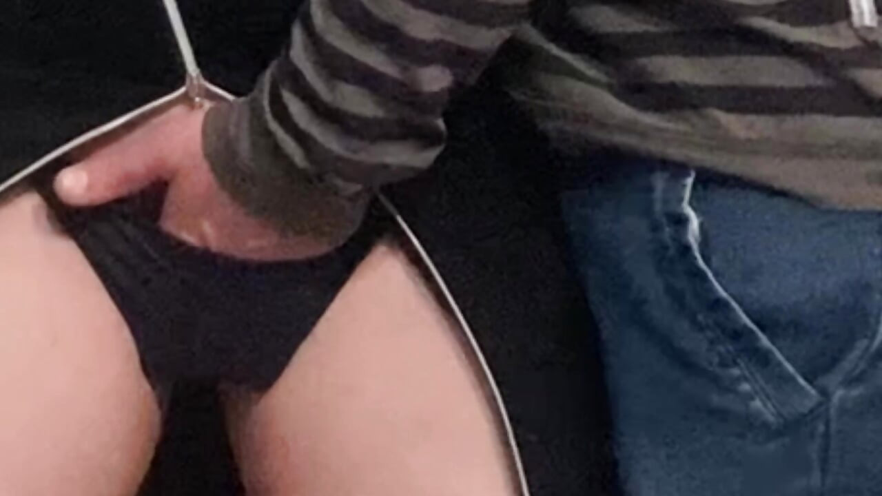 Omg!!! Stranger in Crowded Subway - Pussy Fingering