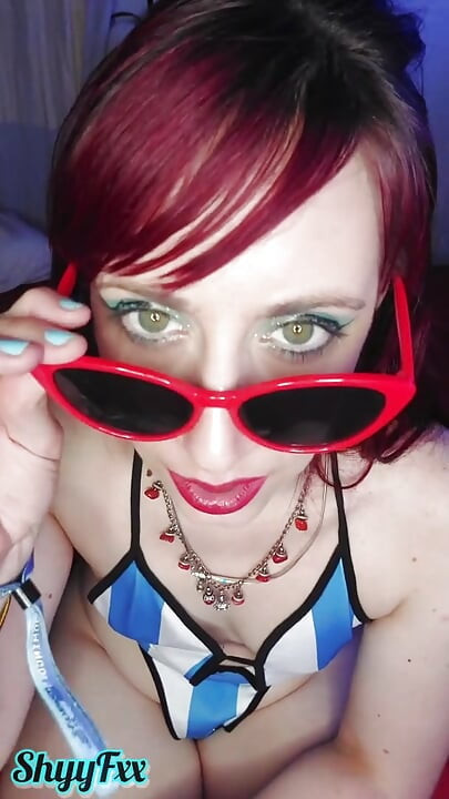 Shyyfxx Argentinsk Lrer Fejrer Med Sin Yndlings Underdanige Elev JOI Roleplay Femdom Del 2