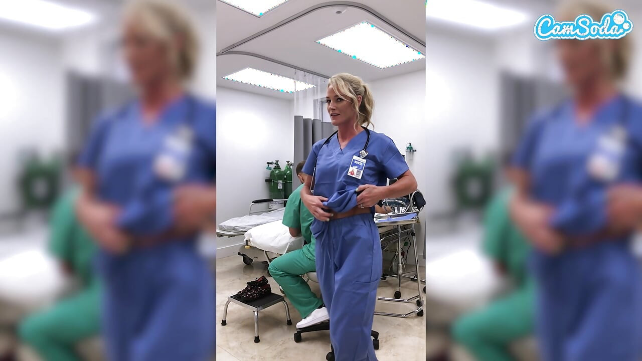 Une Infirmière MILF En Forme Se Fait Virer Pour S’être Masturbée À L’hôpital