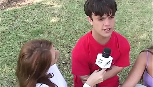 Boyut önemlidir, özellikle bir cüceyi siktiğinde