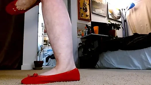 1444 Giantess Dawn dalam video panjang tentang menginjak perokok kecil dan tidak peduli ...