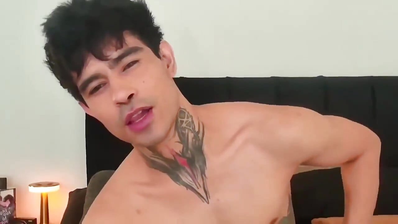 Fuking Boy Slut Suck Dick Like Bitch on Camera