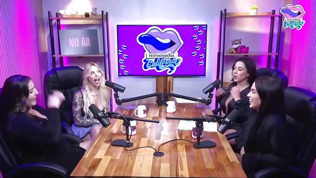 Hot Podcast με τους Gi Genesini και Flora Favaretto