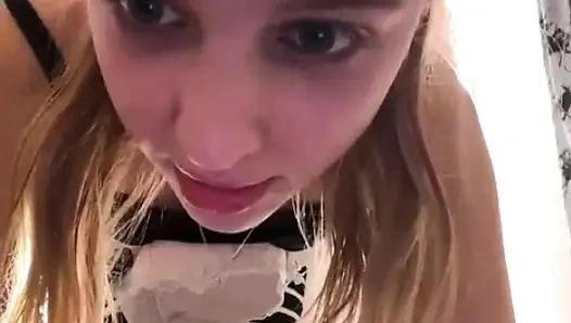 Jucielussie geil in der umkleidekabine