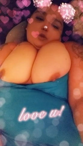 Bisexual Latina bbw gets licked by dyke pt.4