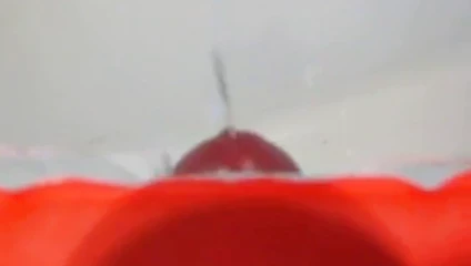 Mit Schwimmfluegel abgespritzt