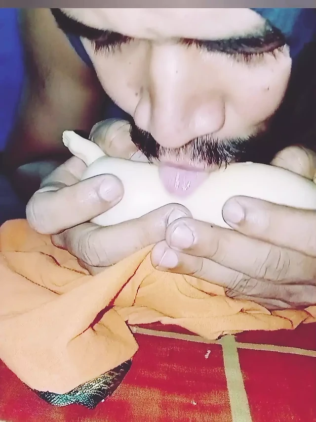 I lick the of my sex dolls.