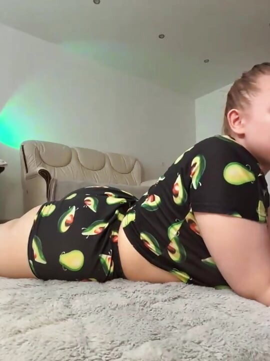 Fingering pussy and teasing in doggystyle with jucielussie