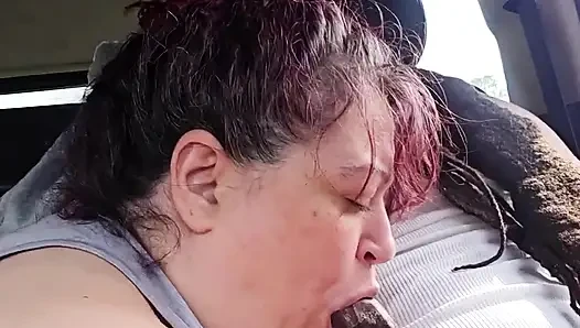 Oma kann den ganzen tag schwanz lutschen, langer pull-up und es ist an