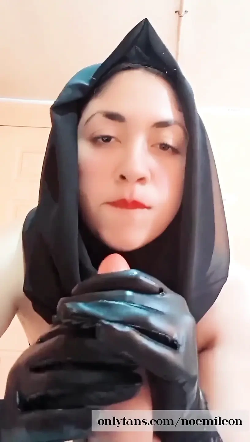 伊朗穆斯林热辣人妻