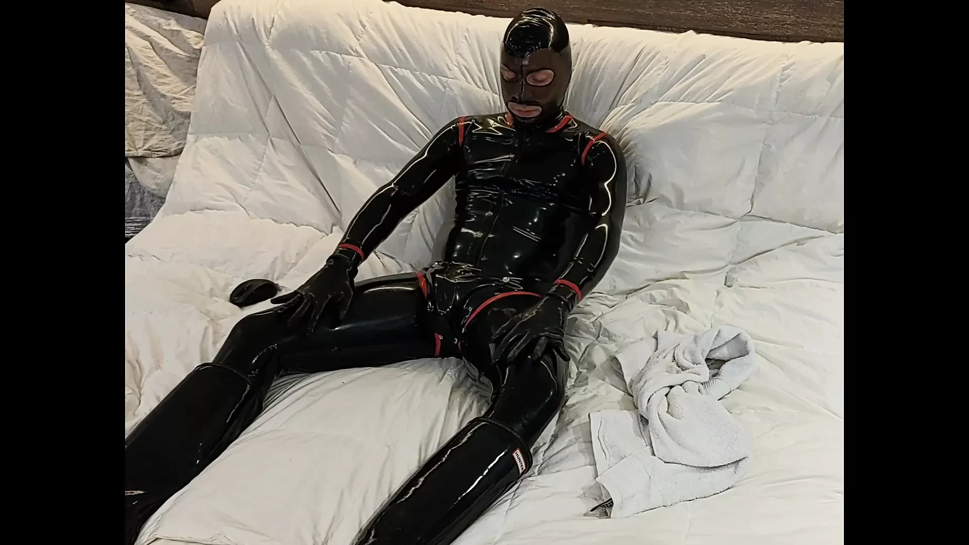 Latex és gumi kezelés az ágyon