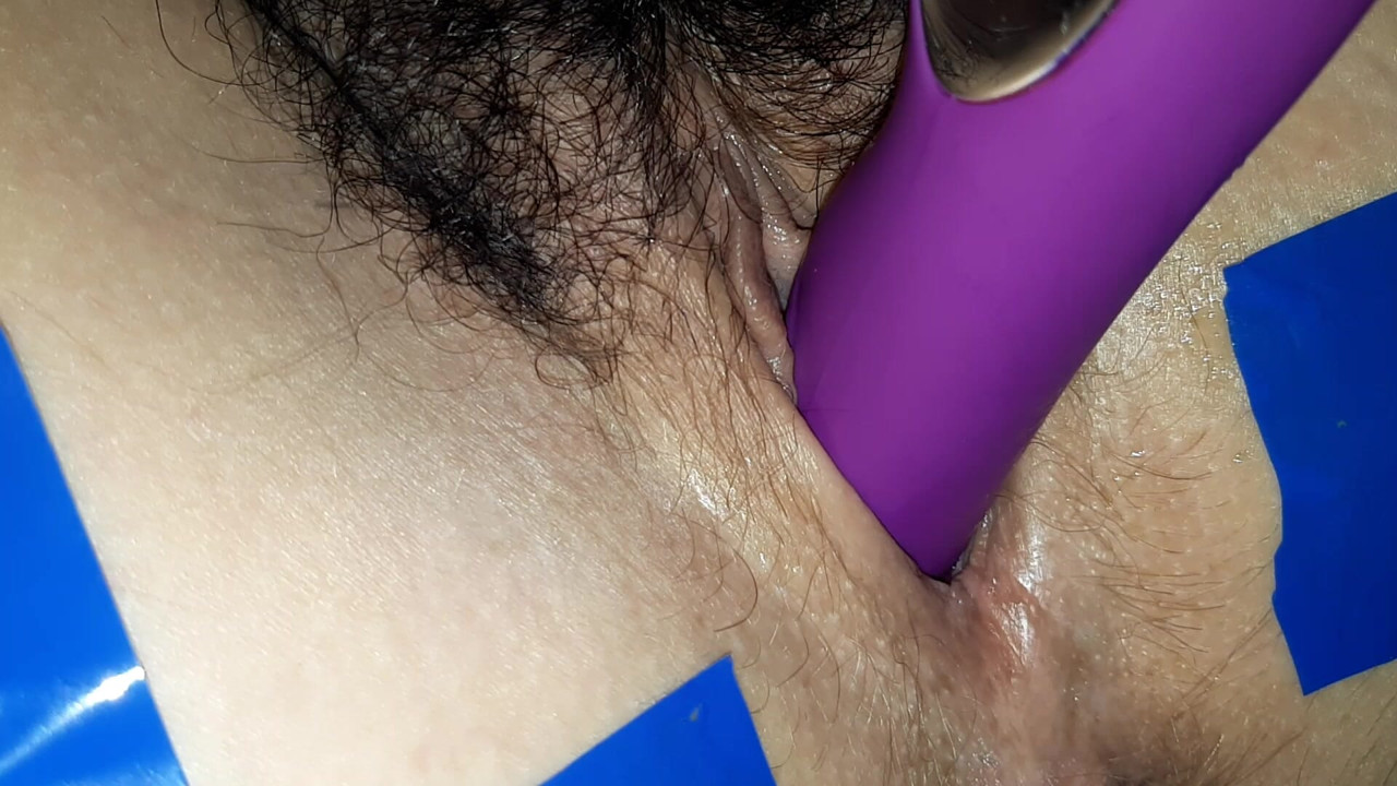 Ana Andreea will show her pussy romania