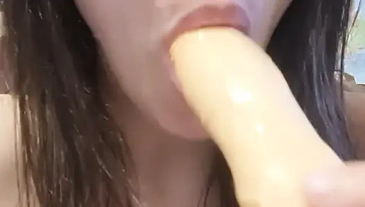 Free and awesome doldo blowjob ever!