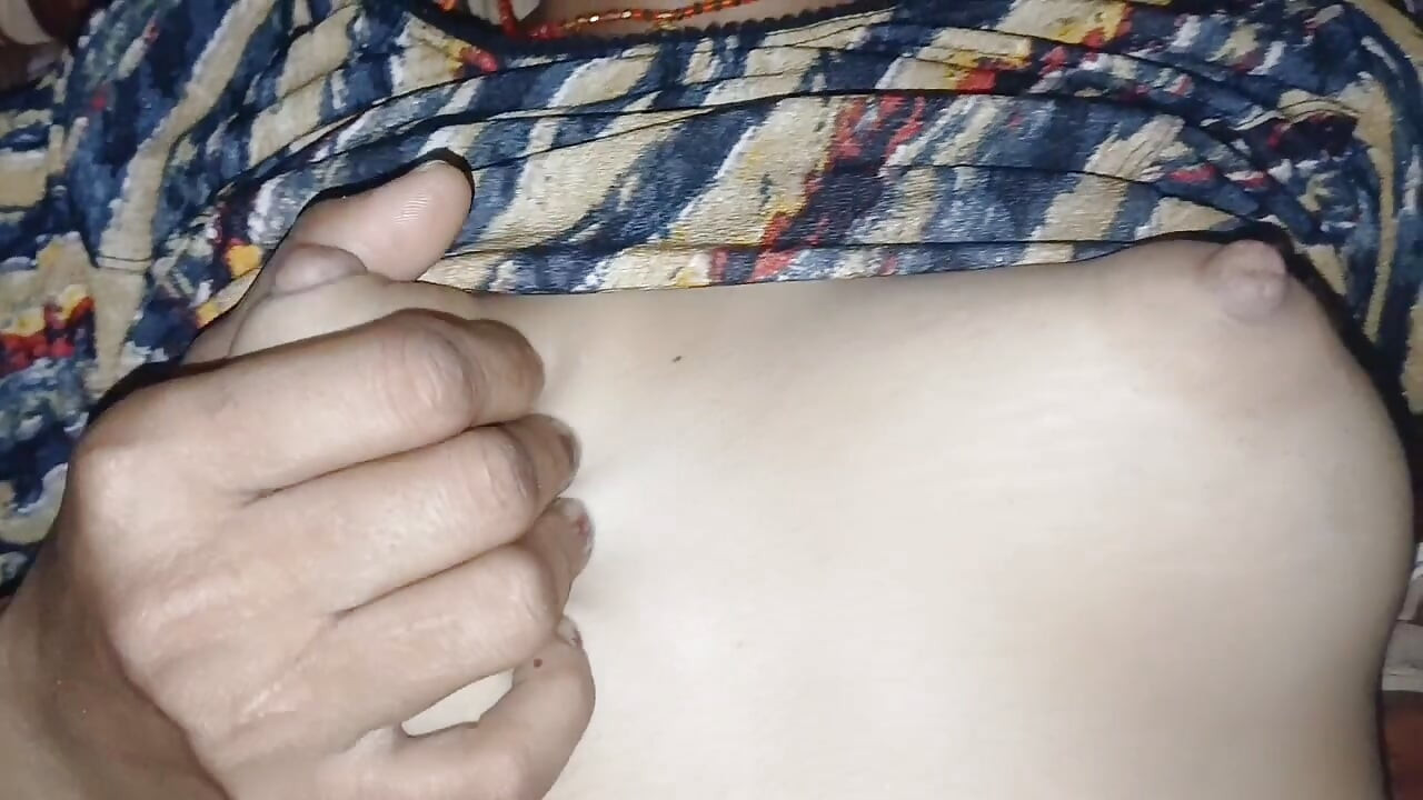railway station par bhabhi ko sex chda