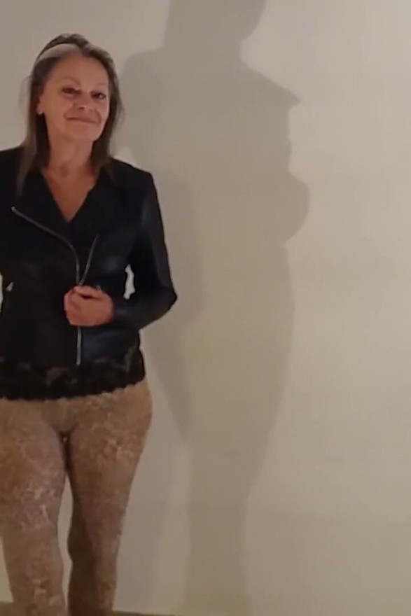 Grandma Is Sexy in Her Leopard Leggings