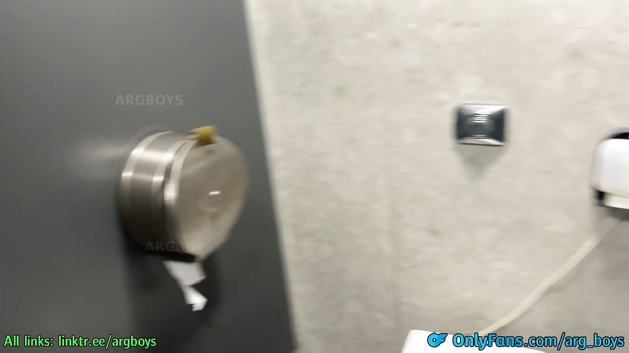 Voyeuring a Stranger in the Bar Toilet Ended with his Big Cock deep in my Throat