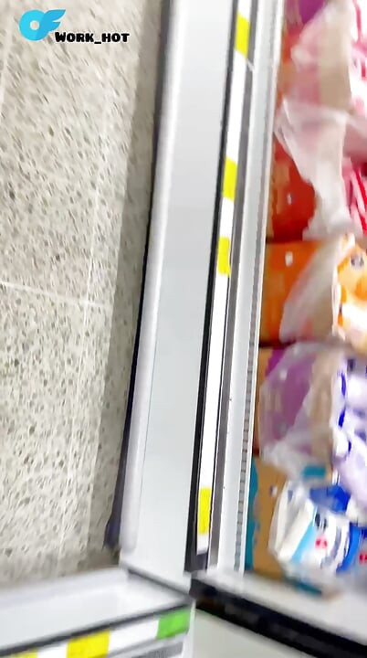 Ich hab ihn verkauft und er bezahlt mich