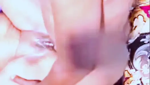 Karımı sikmeye hazırlanıyorum, ikisi boğuldu