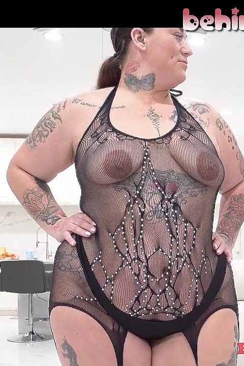 Ms Judy Blaze का कहना है कि Thta Artemkixxx को अपने वीडियो गेम की तुलना में अपने शरीर के साथ खेलने का बेहतर समय मिलेगा