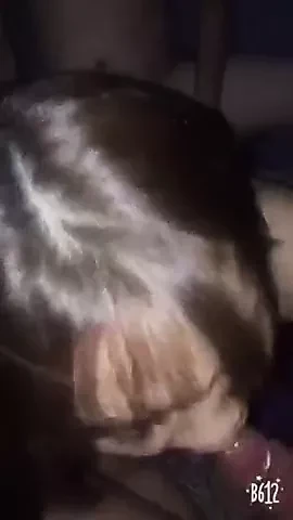 Bhai ke dosto ko ghar bulake gaand marwai