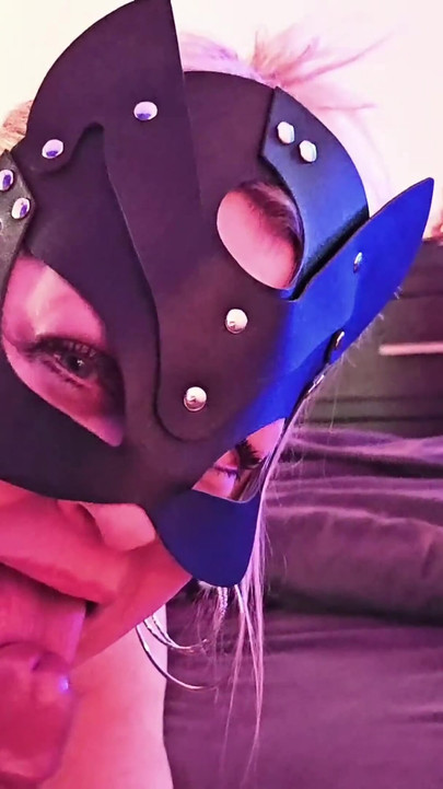 Bigsexydaddyd Receives Mind Blowing Head From Domkat