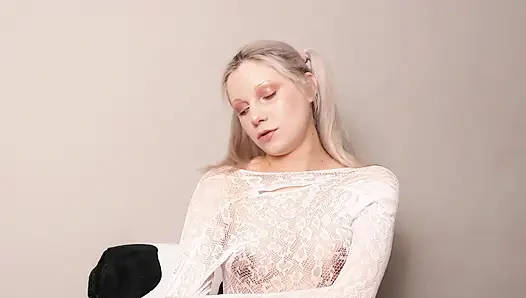 I Massage with Oil, Rub My Tits and Play with a Dildo!