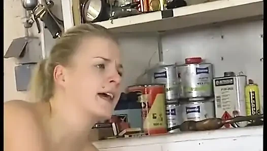 He Always Wanted to Fuck His Pretty Employee in the Workshop